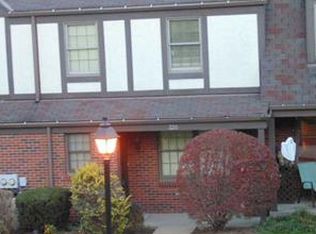 220 Greenwood Dr, Canonsburg, PA 15317