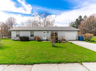 201 Clyde Ave, Angola, IN 46703