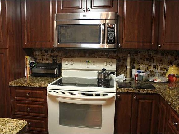 3rd image of 570 NW 109th Ave #1201