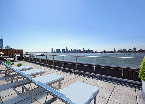4th image of 110 Horatio St APT 520