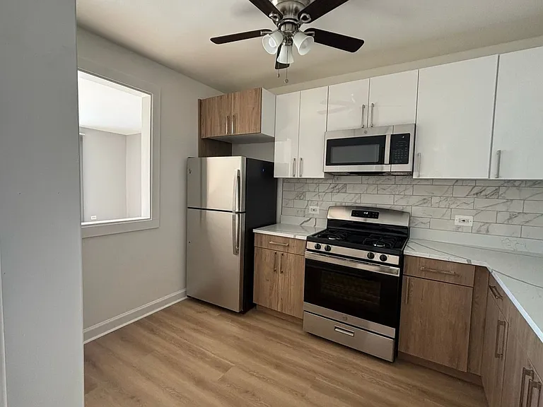 Northgate Addison Apartments — Photo 43