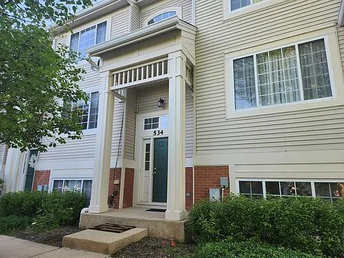 534 Cary Woods Cir Photo 1