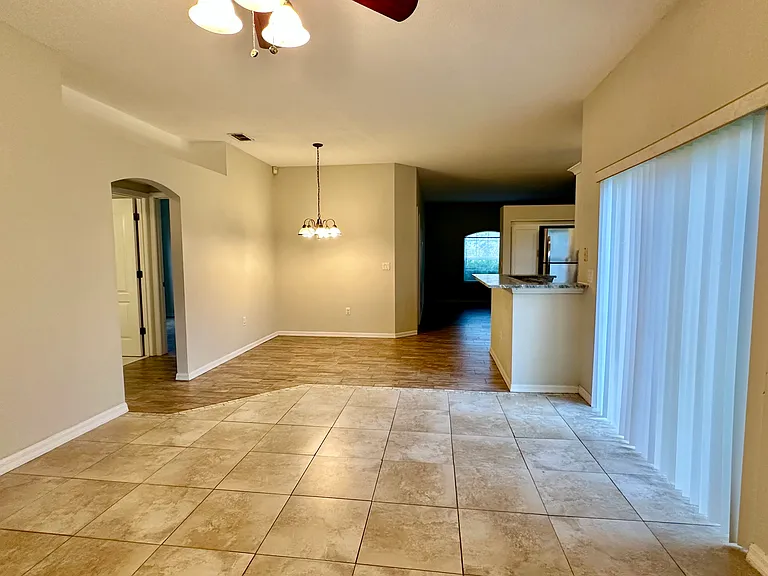 125 Whippoorwill Dr — Photo 9