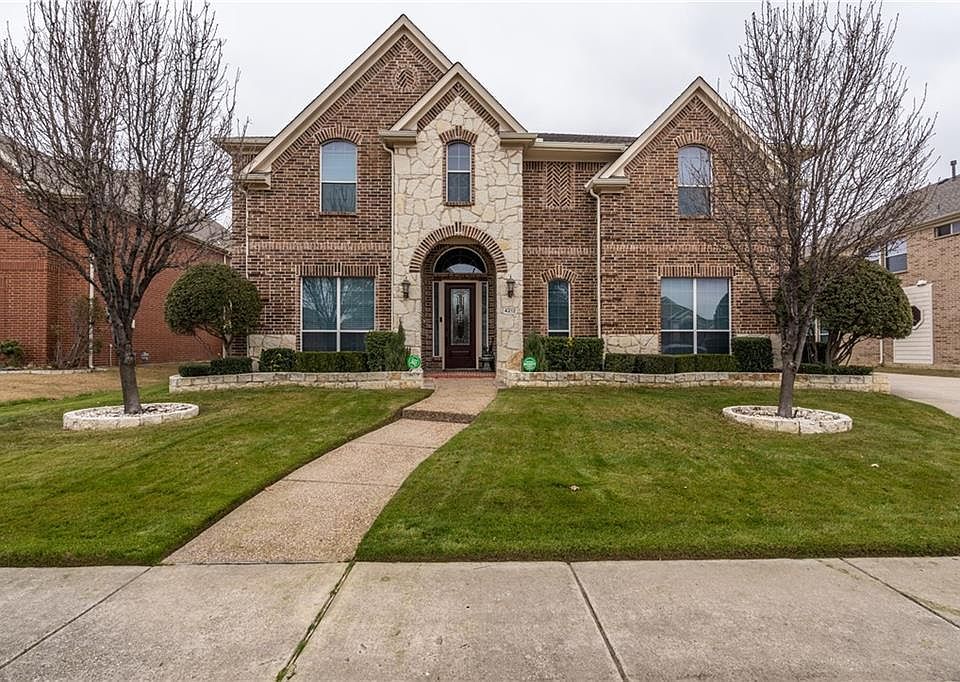1st image of 4212 Saginaw Ln