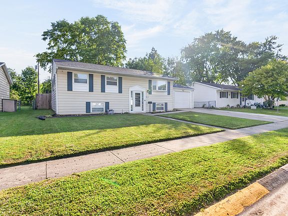 4th image of 1129 Hawthorne Dr
