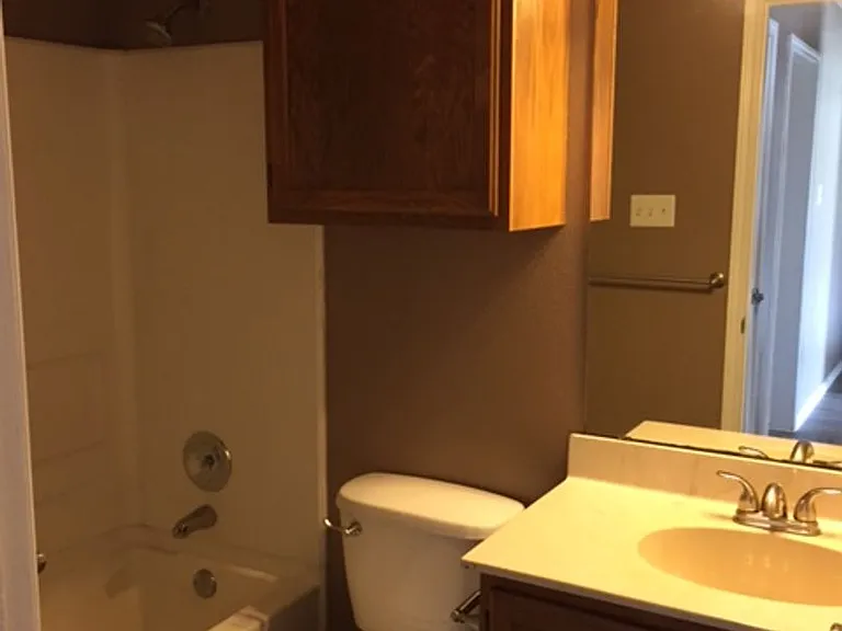 Country View Apartments — Photo 78