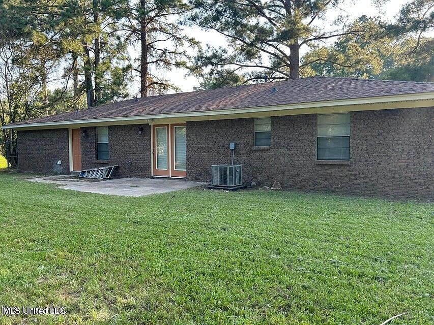 2nd image of 6812 Franklin D Roosevelt Dr