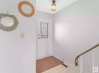 7306 183b St NW, Edmonton, AB T5T3Z8