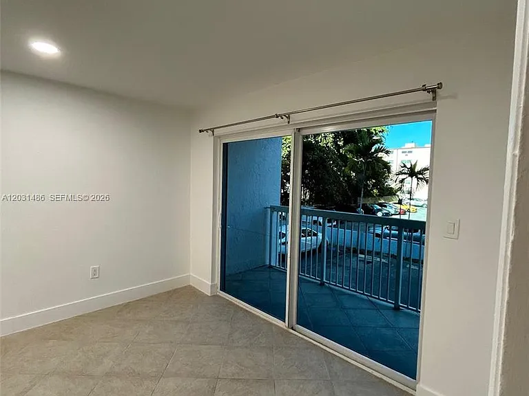 2920 SW 28th Ter #202 — Photo 3