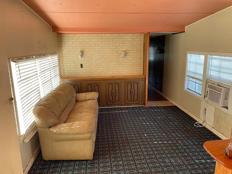 80 San Antonio St #82 — Photo 8