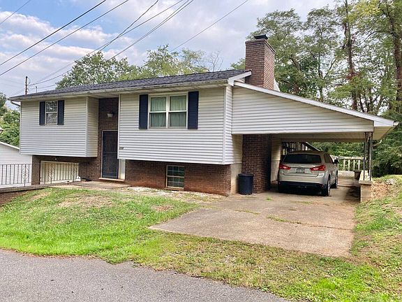 3rd image of 109 Olive St