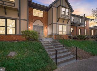 6851 Roswell Rd UNIT B13, Sandy Springs, GA 30328