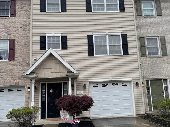 203 Tarbert Ct, Morgantown, WV 26508