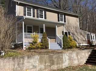 1 Kappus Rd, Milford, NJ 08848