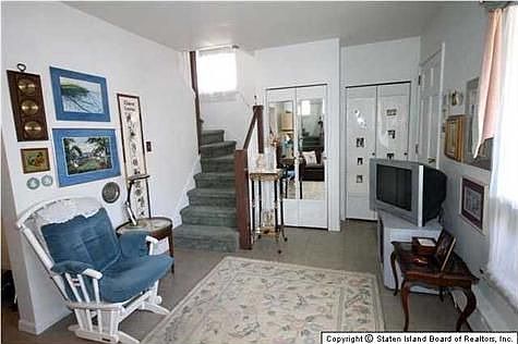 4th image of 92 Dale Ave