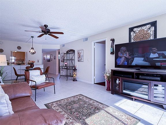 2nd image of 9420 S Hollybrook Lake Dr APT 108
