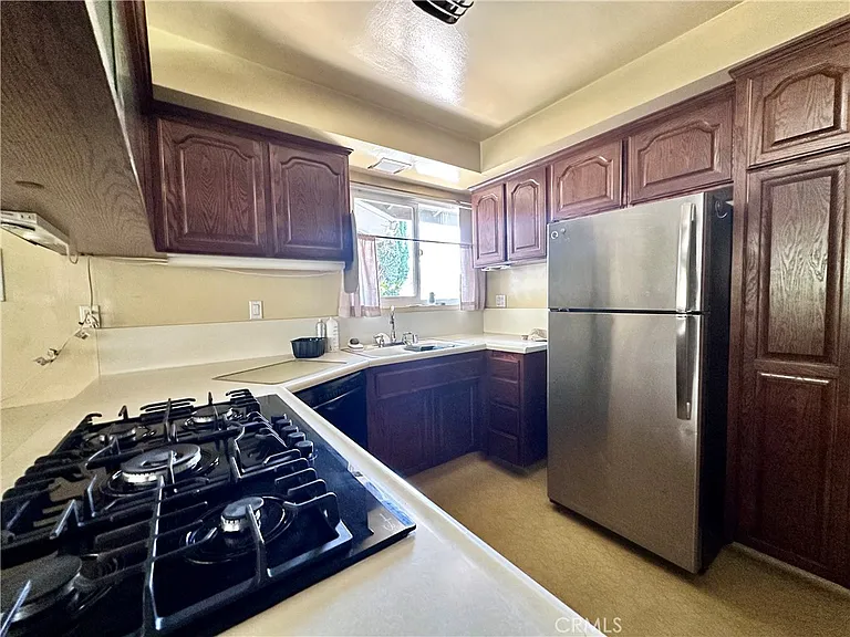 16404 Mayall St — Photo 18