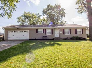 5606 Riviera Dr, Fort Wayne, IN 46825