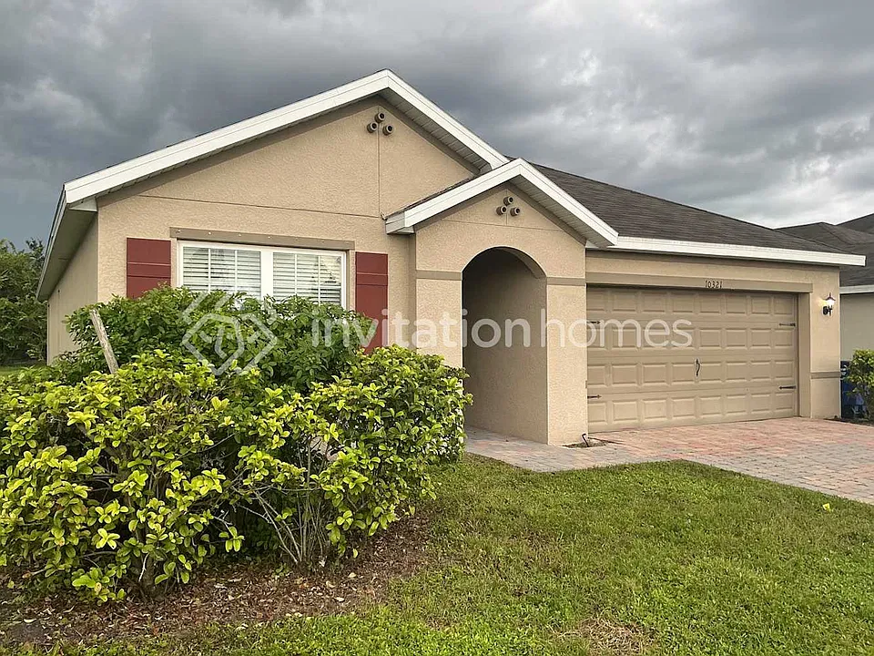 10321 Silver Pond Ln