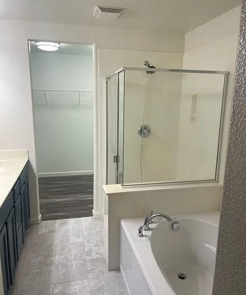2200 Ellesmere Loop — Photo 5