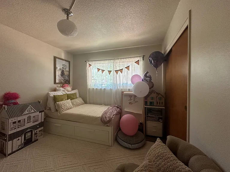 103 Estates Dr #A — Photo 16