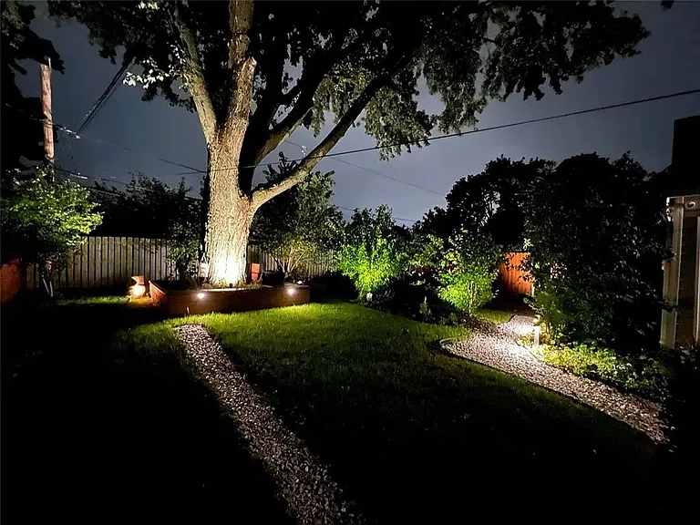 Salem Rd — Photo 17