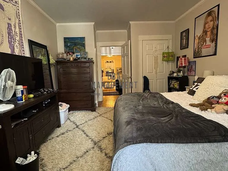 96 Strathmore Rd #2 — Photo 9