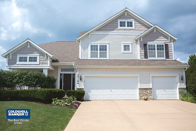 1st image of 25164 W Glen Oaks Ln