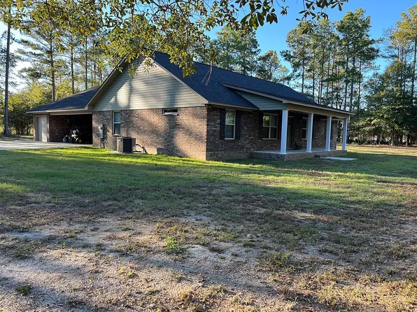 3960 Black River Rd, Dalzell, SC 29040