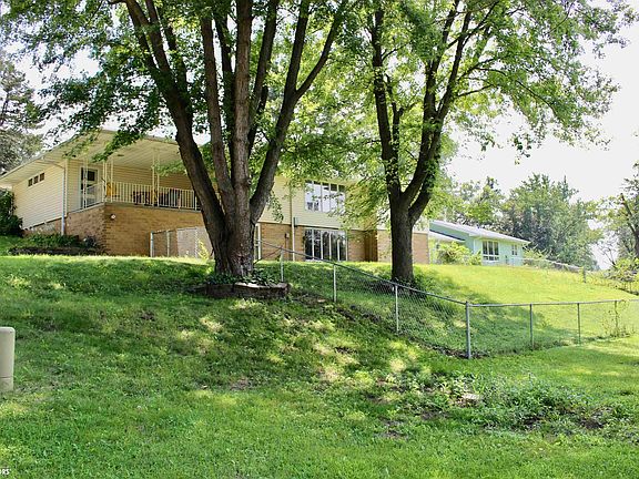 5th image of 1801 Bryn Mawr Cir