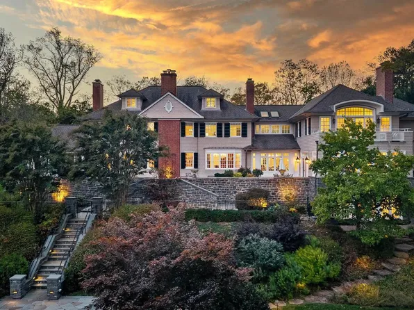 7506 Lhirondelle Club Rd, Towson, MD 21204