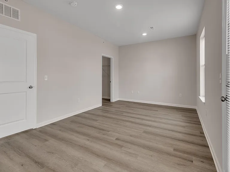 33 Wildflower Ln — Photo 11