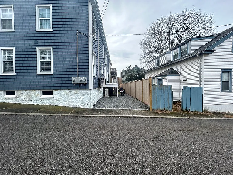 23 Anthony St #2 — Photo 33