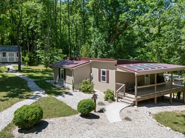 892 Franklin Creek Rd, Amherst, VA 24521