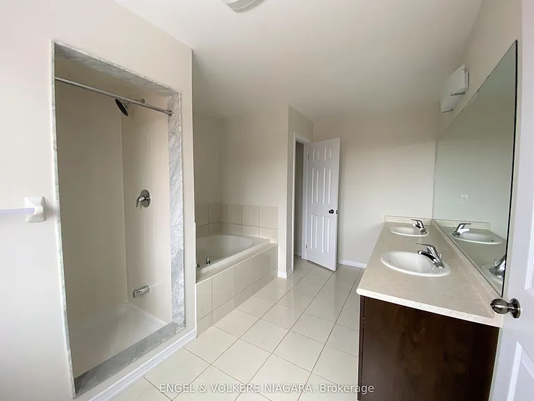 8576 Sweet Chestnut Dr — Photo 18