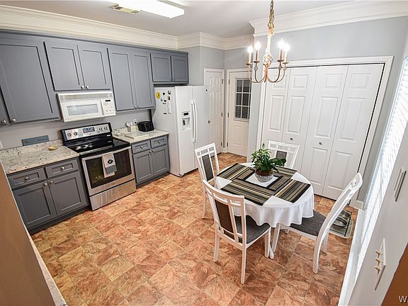 2nd image of 2016 Foxwood Ln