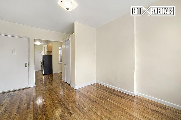 1st image of 448 W 55th St #E1