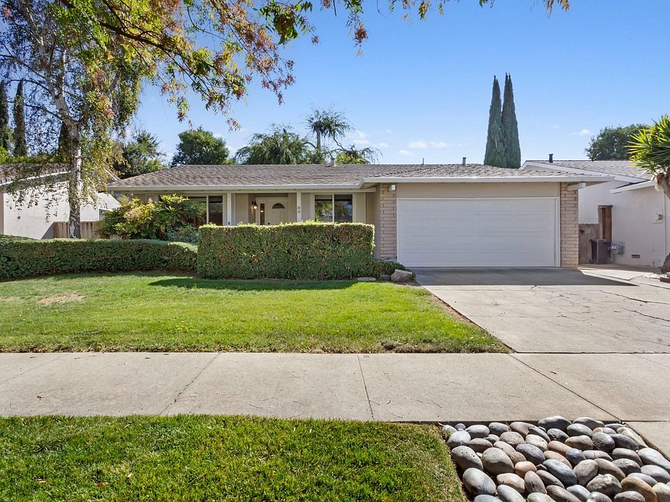 1st image of 90 E Cashew Blossom Dr