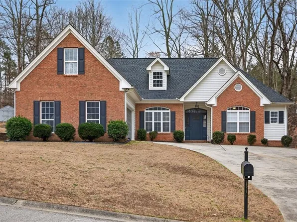4744 Amsterdam Ln, Flowery Branch, GA 30542