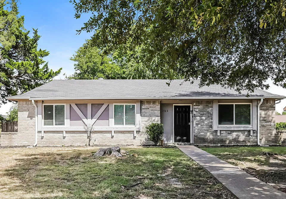 1522 Sunset Ln