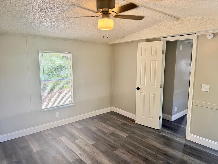 7213 N. Harney Road — Photo 19