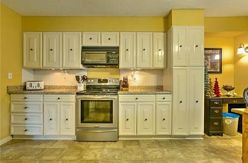 4th image of 6413 NW Melody Ln W