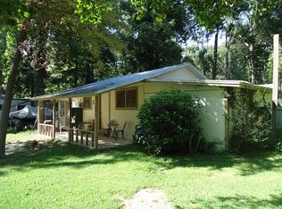 110 Oakleaf Cir, Hemphill, TX 75948
