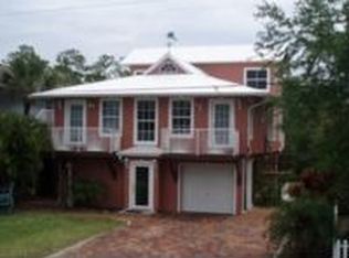 1298 Grand Canal Dr, Naples, FL 34110
