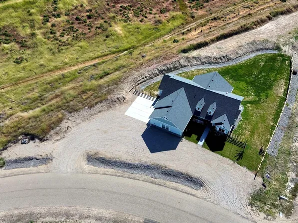 9279 Rolling Hills Ct, Nampa, ID 83686