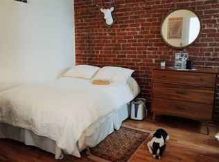 376 8th St #1, Brooklyn, NY 11215