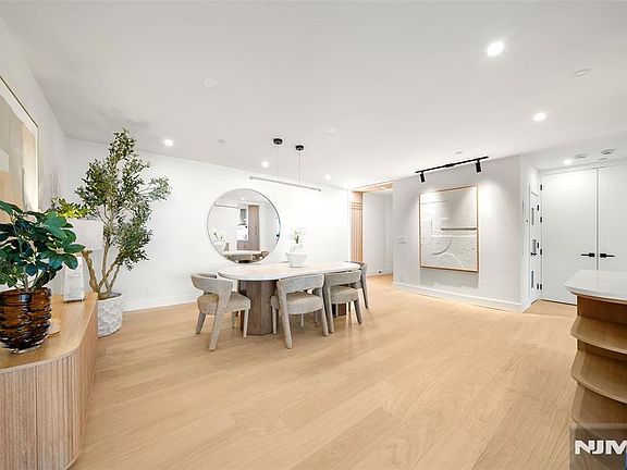 4th image of 800 palisade Avenue #24 E