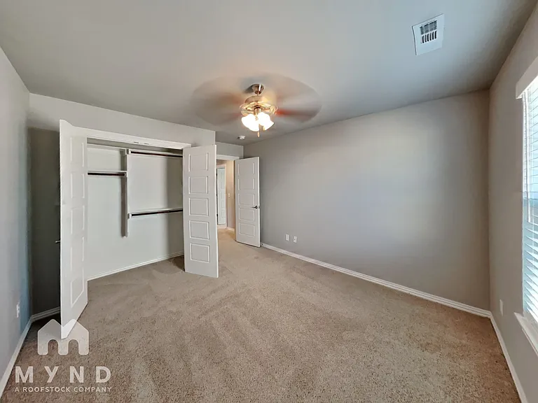 5903 SW Gentle Winds Ave — Photo 19