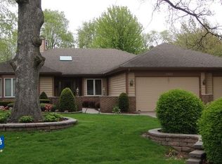 11621 Ellwood Greens Rd, Genoa, IL 60135