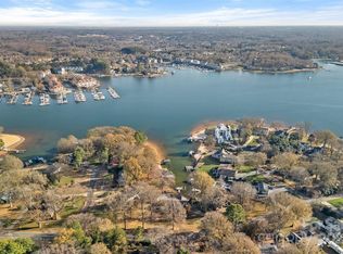 18032 Nantz Rd, Cornelius, NC 28031